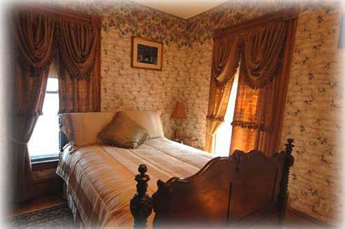 The Lion And The Rose Bed & Breakfast Whitefield Kültér fotó